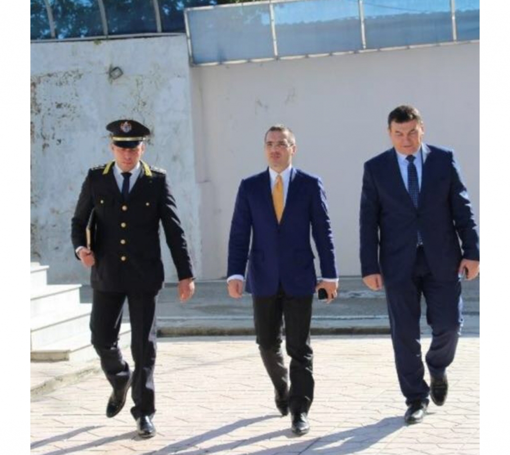 Ironia e Patozit: Ish-sherifët e “Rilindjes” çanë ferrën, ky është shteti i Ramës