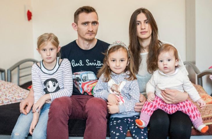 “Punon sa për 3 veta”, shqiptari i shpëton dëbimit nga Gjermania