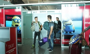 Italianit i sekuestrohen në Rinas 350 mijë euro