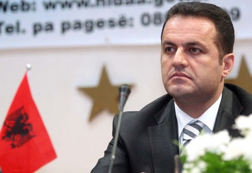 Largimi i kryeprokurorit/ Ish-ministri i Ramës sulmon ndërkombëtarët