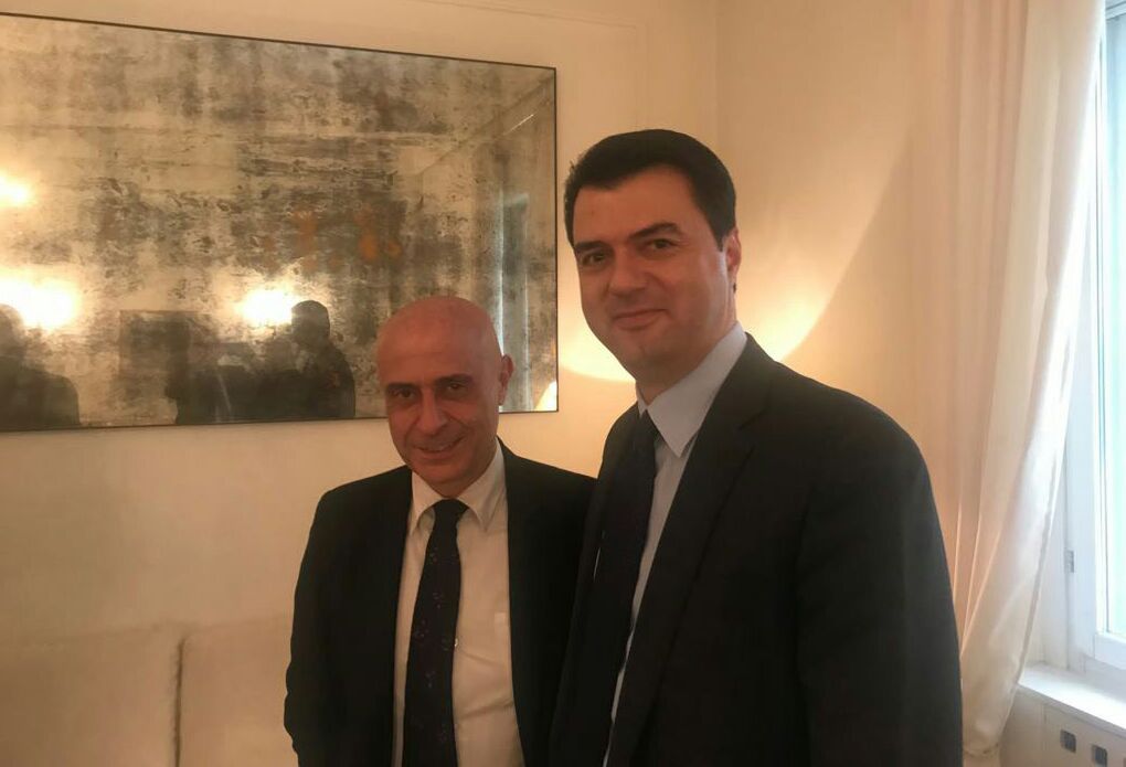 Basha  me ministrin e brendshëm të Italisë, , Goditje te paprekshmëve