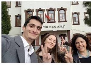 KRAHU I PULES  /Nga Sokol Terihati