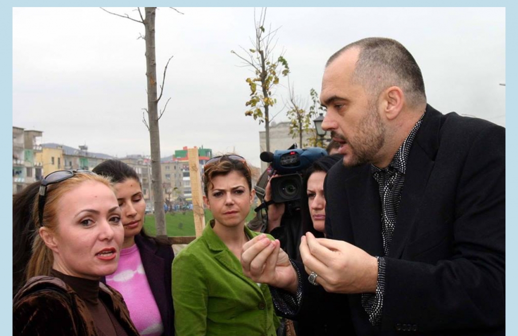 Ndalo Edi, se po bëhesh çdo ditë e më qesharak!