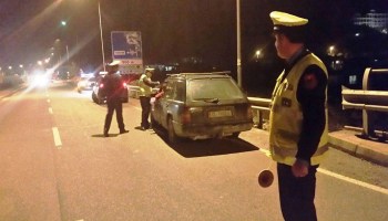 Drejtuesit e automjeteve bien në Radarin e policisë