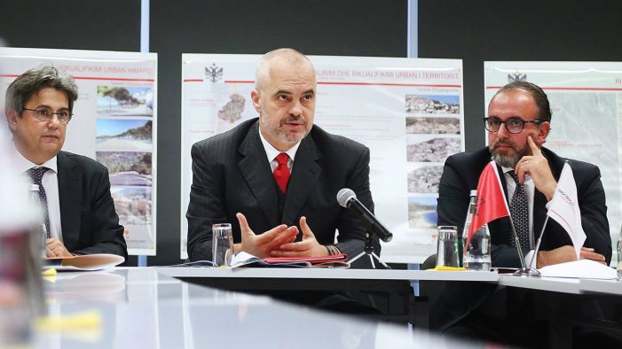 Skandali në FSHZH/ Paravendoset fituesi i tenderit 45 milionë euro për rrugën e Lumit të Vlorës