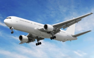 Dy aeroplanë Boeing shiten online për 48 milionë dollarë