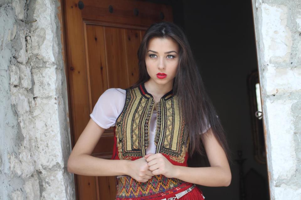 Bukuroshja shqiptare pranon lidhjen: Jam në qiellin e shtatë