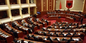 Kuvendi i Shqipërisë hap dyert për qytetarët