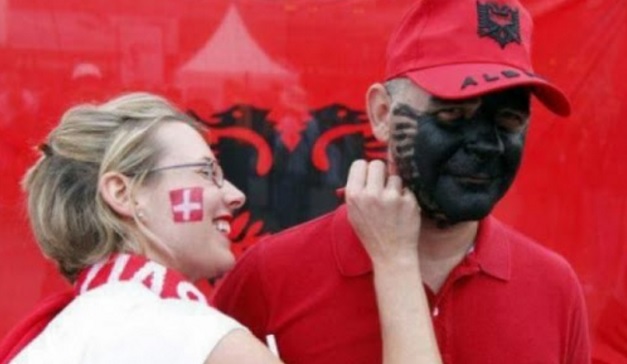 Gazeta zvicerane Blick: Këto gjëra mund të mësojnë zviceranët nga shqiptarët?