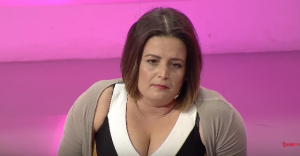 Vajzës i bie të fikët live në emision, ja kush ishte shkaku që e mërziti!