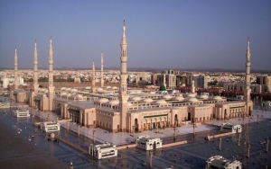 Arabia Saudite pengon punonjësit e Katarit të hyjnë në territorin e saj