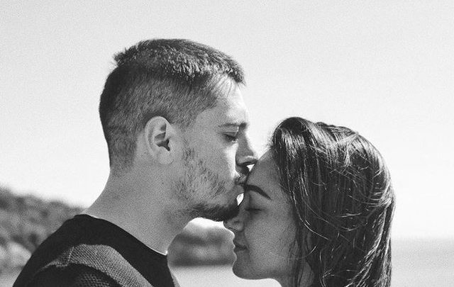 Me dy fjalë, Klea Huta ZBULON çfarë pëlqen më shumë të Elgit Doda
