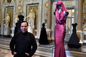 Bota e modës në zi, ndahet nga jeta stilisti i njohur Azzedine Alaia