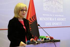 Ministrja e Arsimit: 200 shkolla në gjendje të vështirë