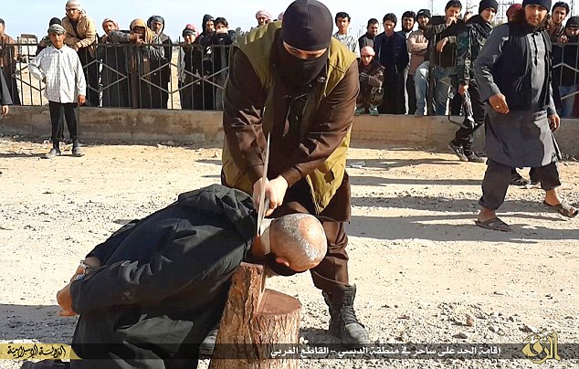 Njihuni me 23-vjeçaren shqiptare, komandante e 70 femrave të ISIS-it