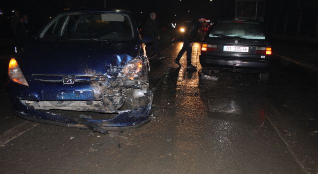 Aksident me vdekje në Tiranë, humb jetën gruaja