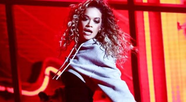 Kështu pritet të shkëlqej Rita në skenën e MTV EMA