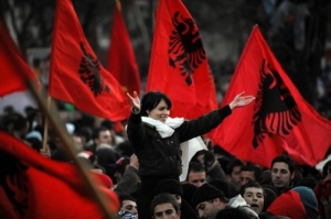 Ekziston gjithmonë një i afërm me të cilin s’flisni…