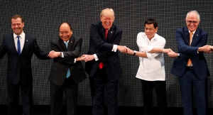 Përshëndetja filipinase që i ‘hoqi trurin’ presidentit Trump, ja gafa e radhës