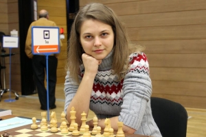 Kush është Anna Muzychuk, që refuzoi të marrë pjesë në kampionatin e shahut në Arabinë Saudite