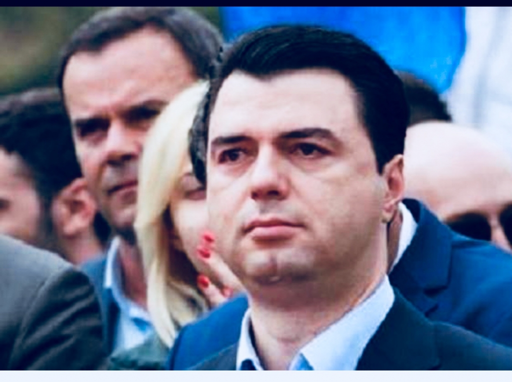 Andi Bushati:Lulzim Bashës nuk i kanë mbetur shumë rrugëzgjidhje në qorsokakun ku është futur…