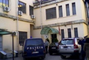Korçë/Pranga tre kushërinjve, rrahën  27-vjeçarin