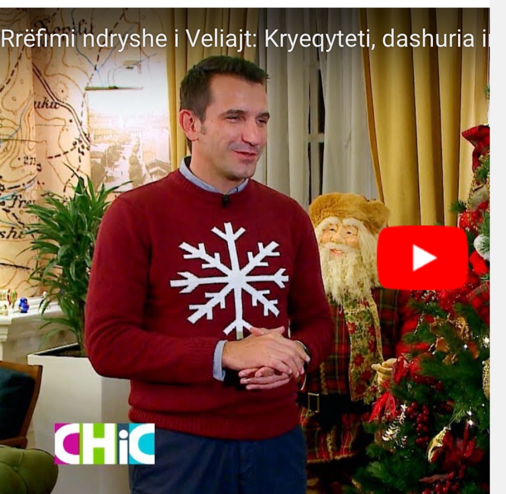 “Lali Eri show”/ 4 fytyrat e ndryshme në 1
