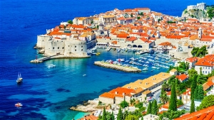 Plehrat shqiptare fusin Dubrovnikun në krizën më të madhe të pas luftës