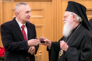 Nënshtetësia shqiptare/ Presidenti: Kryepeshkopi Janullatos i plotësonte të gjitha kriteret