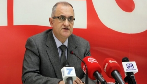 Tirana pa drita, ironia e Vasilit: Në black new year …