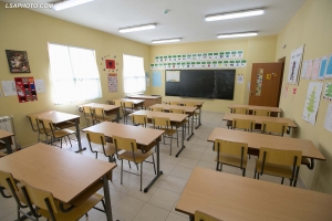 Skandaloze/ Studentja nga Kosova duke marre kokain ne fakultet. Shiko videon e tmerrshme