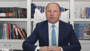 Tre këngëtarë të njohur shpëtohen nga përmbytja, me helikopter nga FNSH