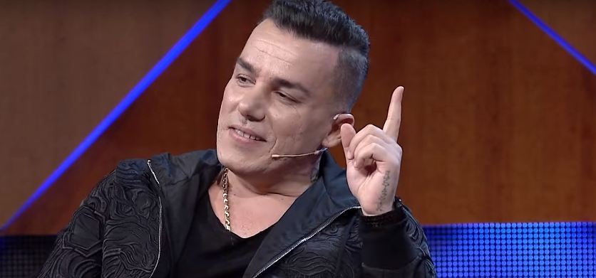Albi Nako tregon tragjedinë që i mori 8 persona të familjes