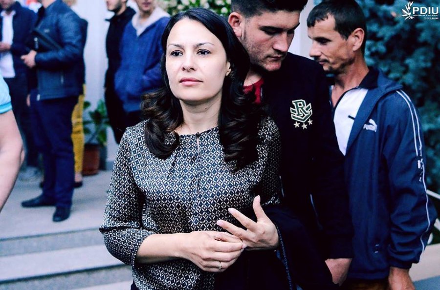KQZ i jep mandatin deputetes së re të PDIU, Elena Xhinës