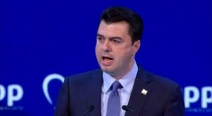 Basha kundër LU dhe Vlahutin: Ligjin nuk e interpretoni ju, por Kushtetuta