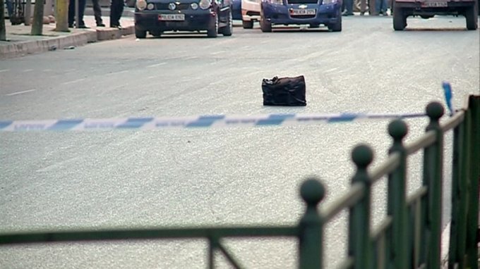 Shpërthim i kontrolluar i pakos së dyshimtë në Vlorë
