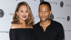 Chrissy Teigen dhe John Legend në një pritje të ëmbel!