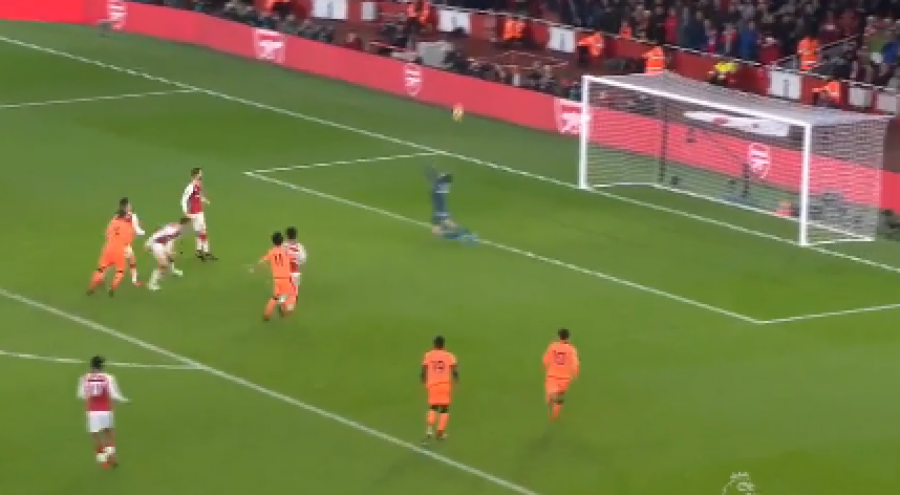 Arsenal-Liverpool, Firmino ‘firmos’ barazimin në ‘çmendurinë’ e Londrës (VIDEO)