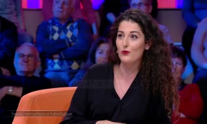 Menaxherja e futbollistëve, Frensis Nikolla: Mami më thoshte se do mbetesha pa familje