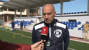 Kërcënohet trajneri Gjoka/ Vllaznia me polici në stërvitje.