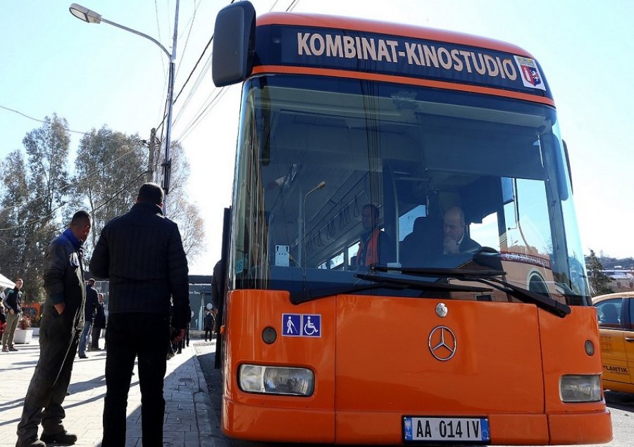 Fill pasi zbret nga urbani, tronditet e moshuara në Tiranë