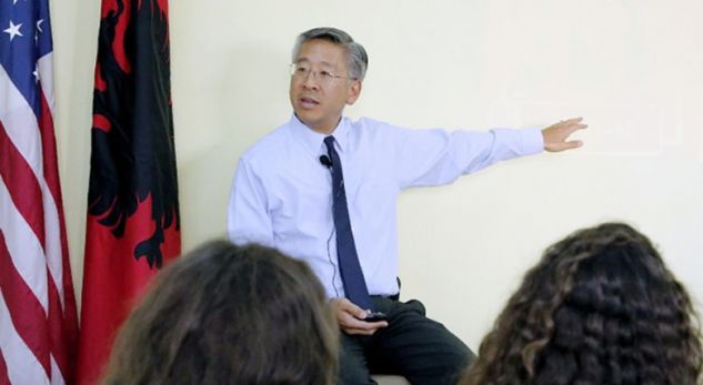 Ambasadori Lu takon Monika Kryemadhin