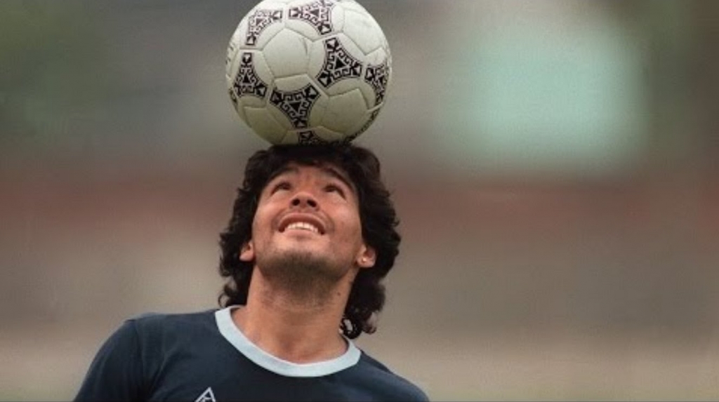 Nuk e keni vërejtur një detaj interesant të Maradonës në shortin e Kupës së Botës