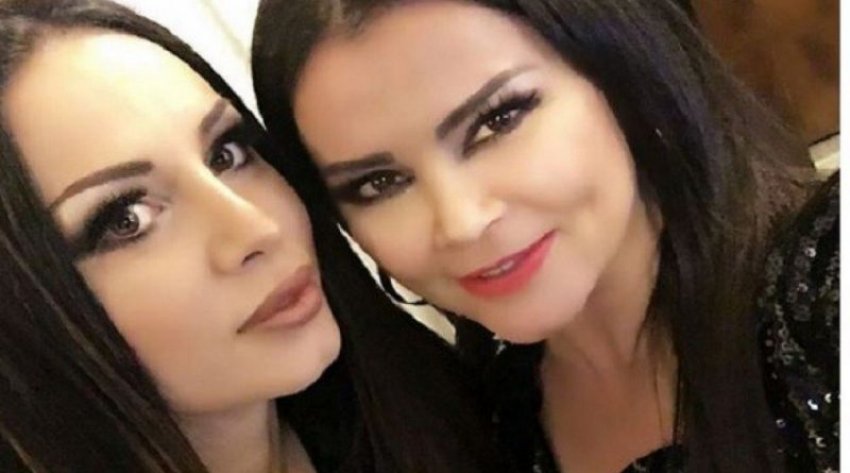 Marina Fara në krahët e reperit kosovar