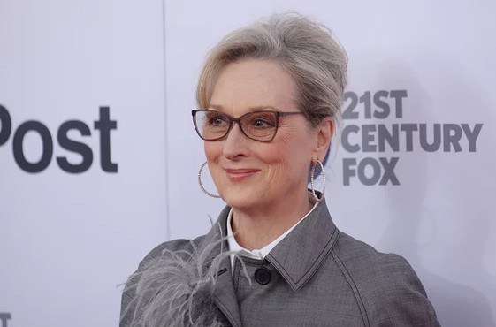 Heshti mbi abuzimet seksuale të Weinstein, pankarta kundër Maryl Streep