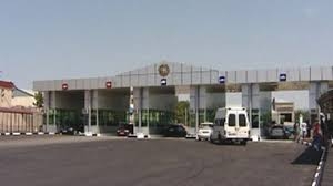 Radhë kilometrike në pikën kufitare të Muriqanit/ Qytetarët apelojnë për zgjidhjen e situatës