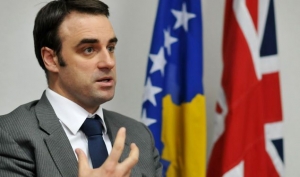 Ambasadori britanik: Mund të jetë nata më e rrezikshme e Kosovës që nga lufta