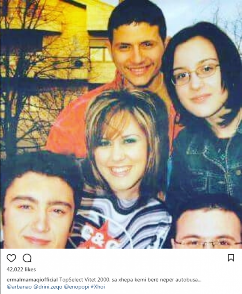 Ermal Mamaqi publikon një FOTO të rrallë, ja sa kanë ndryshuar këta yje të njohur shqiptarë