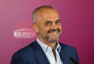 Ekselenca/ Rama: Nuk ka tapet të kuq për askënd, duhet…