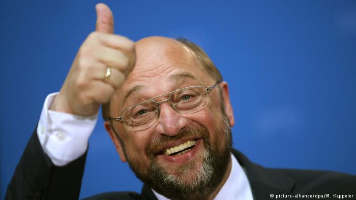 Martin Schulz i ofron mbështetje Merkelit